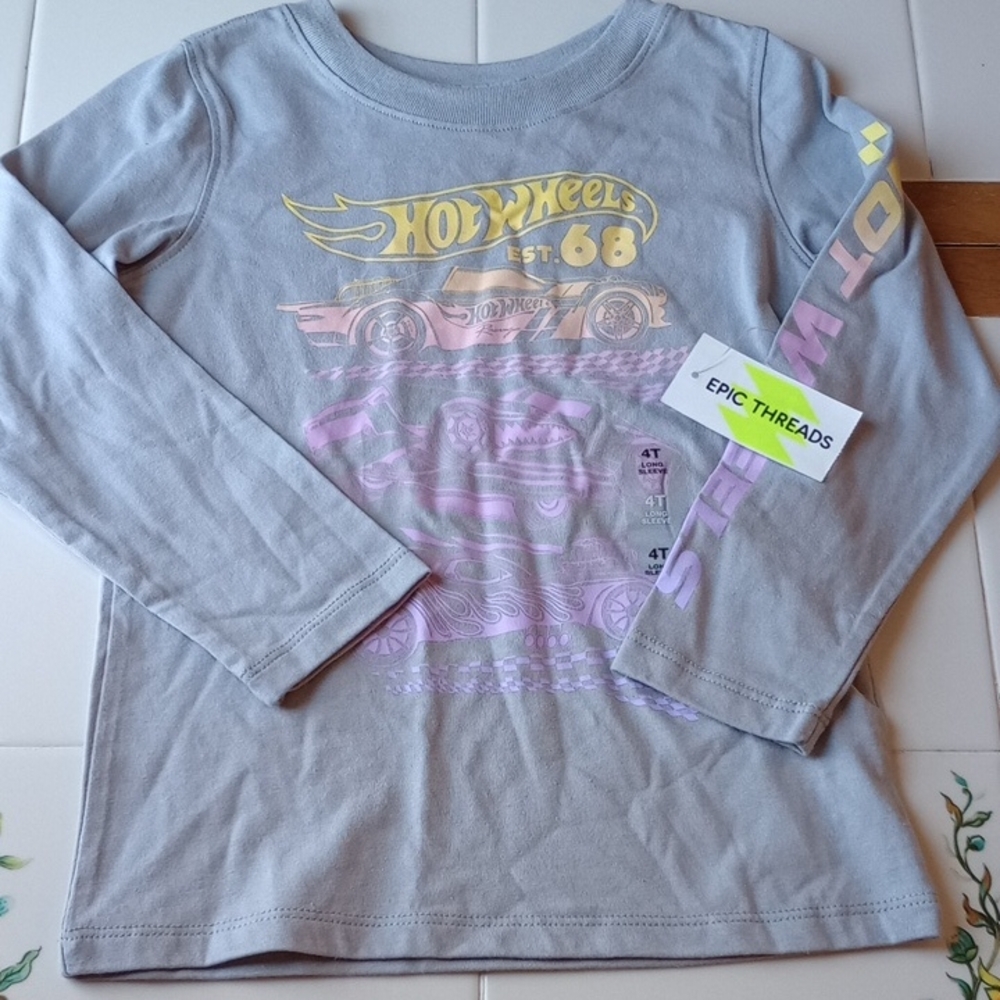 🏁 Hotwheels Long Sleeve Top